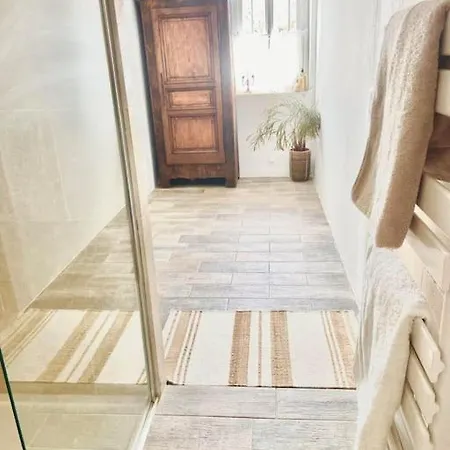 Maison Avec Jardin Et 3 Petits Chats , Proche Du Chateau Lacoste Le Puy-Sainte-Réparade Buitenkant foto