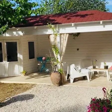 Maison Avec Jardin Et 3 Petits Chats , Proche Du Chateau Lacoste Le Puy-Sainte-Réparade Buitenkant foto